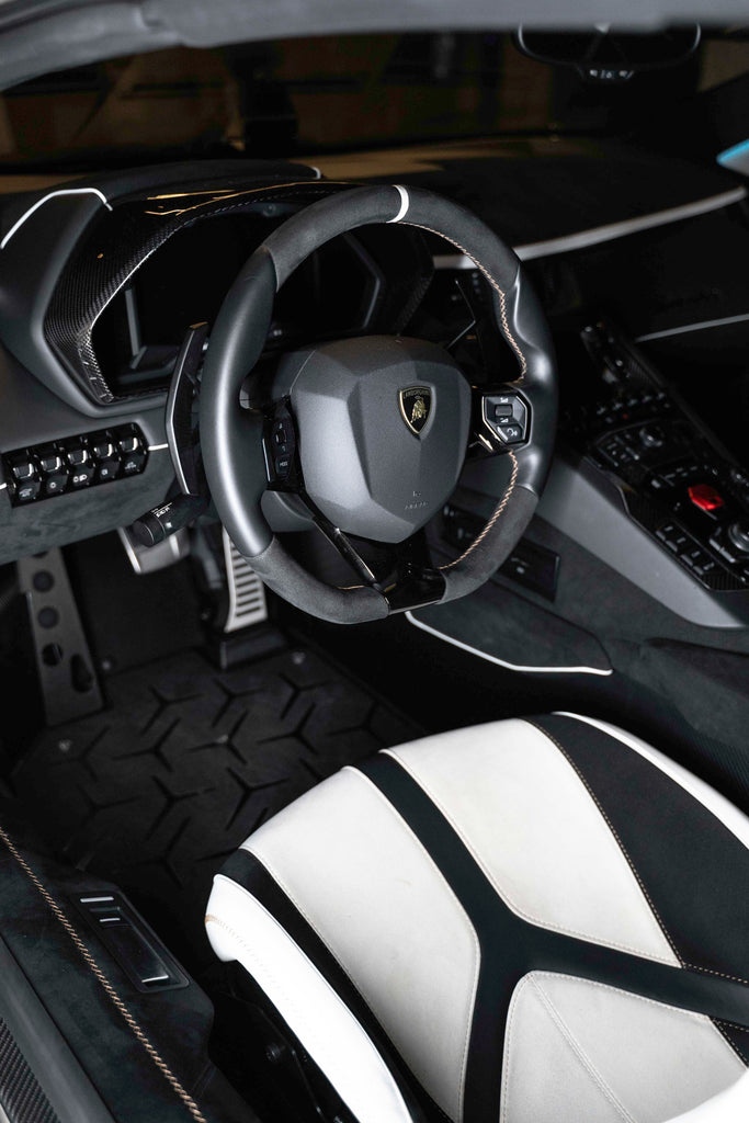 2020 Lamborghini Aventador SVJ