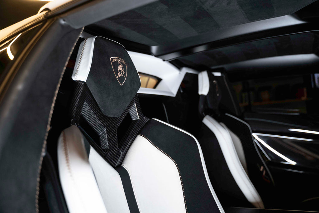 2020 Lamborghini Aventador SVJ