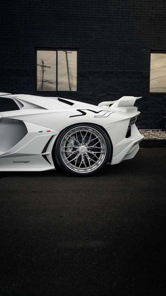 2020 Lamborghini Aventador SVJ