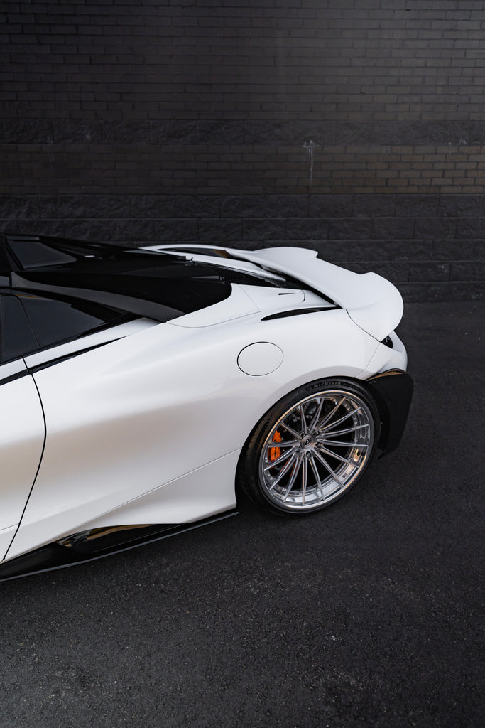 2022 McLaren 765LT Spyder
