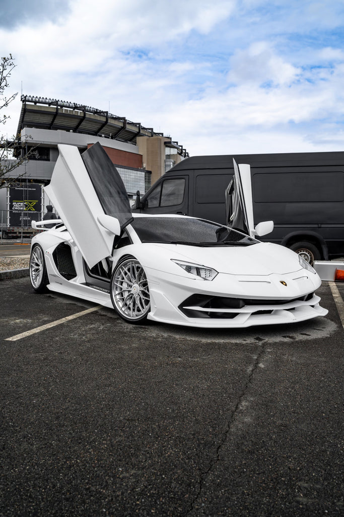 2020 Lamborghini Aventador SVJ