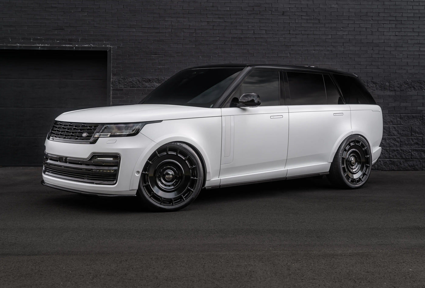 2025 URBAN Range Rover