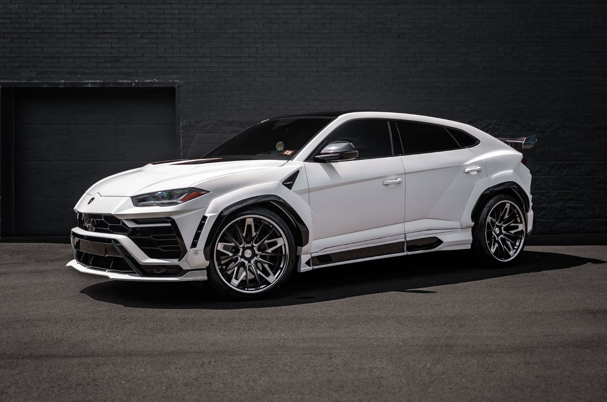 2020 LAMBORGHINI URUS S