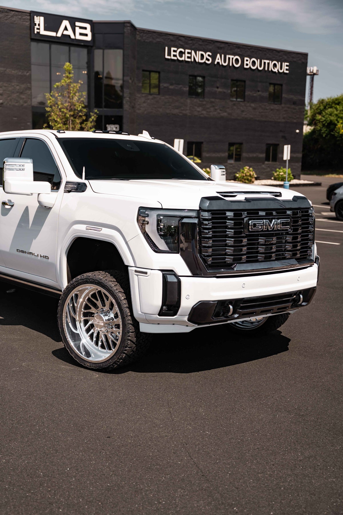 2024 GMC DENALI 3500
