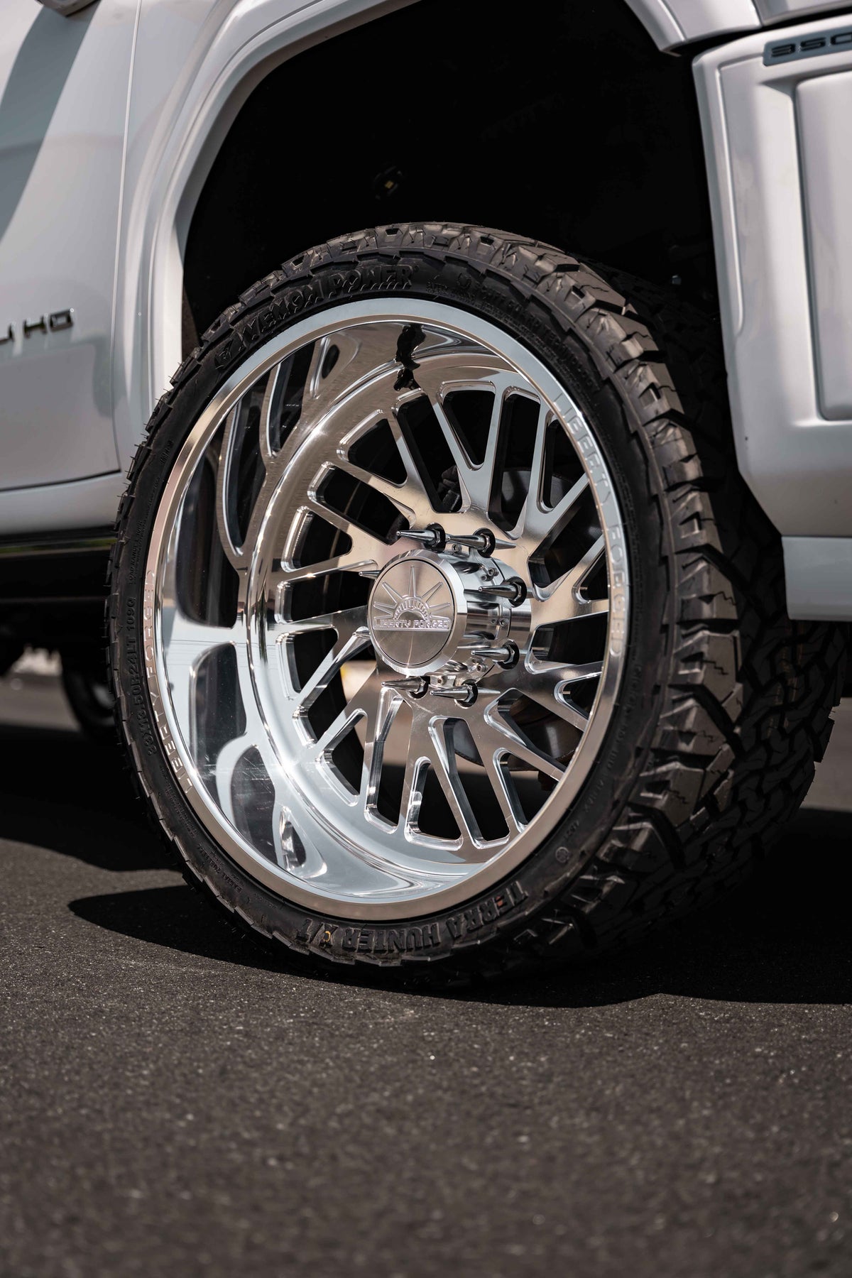 2024 GMC DENALI 3500