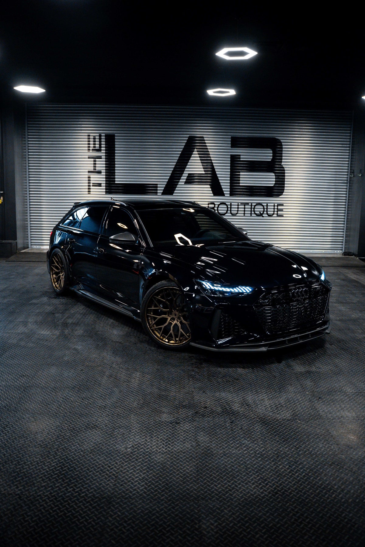 2025 AUDI RS6 PERFORMANCE