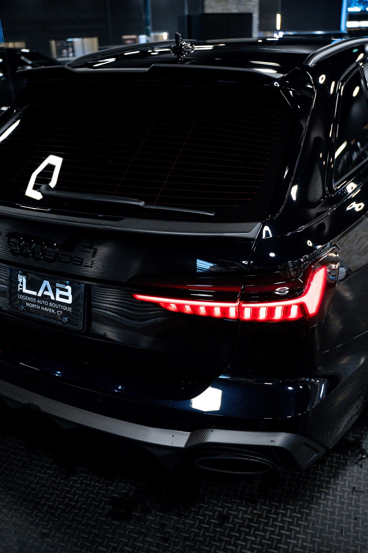 2025 AUDI RS6 PERFORMANCE