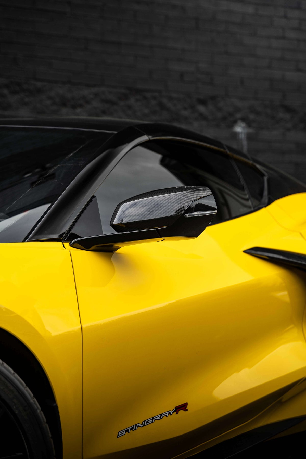 2025 C8 CORVETTE STINGRAY R