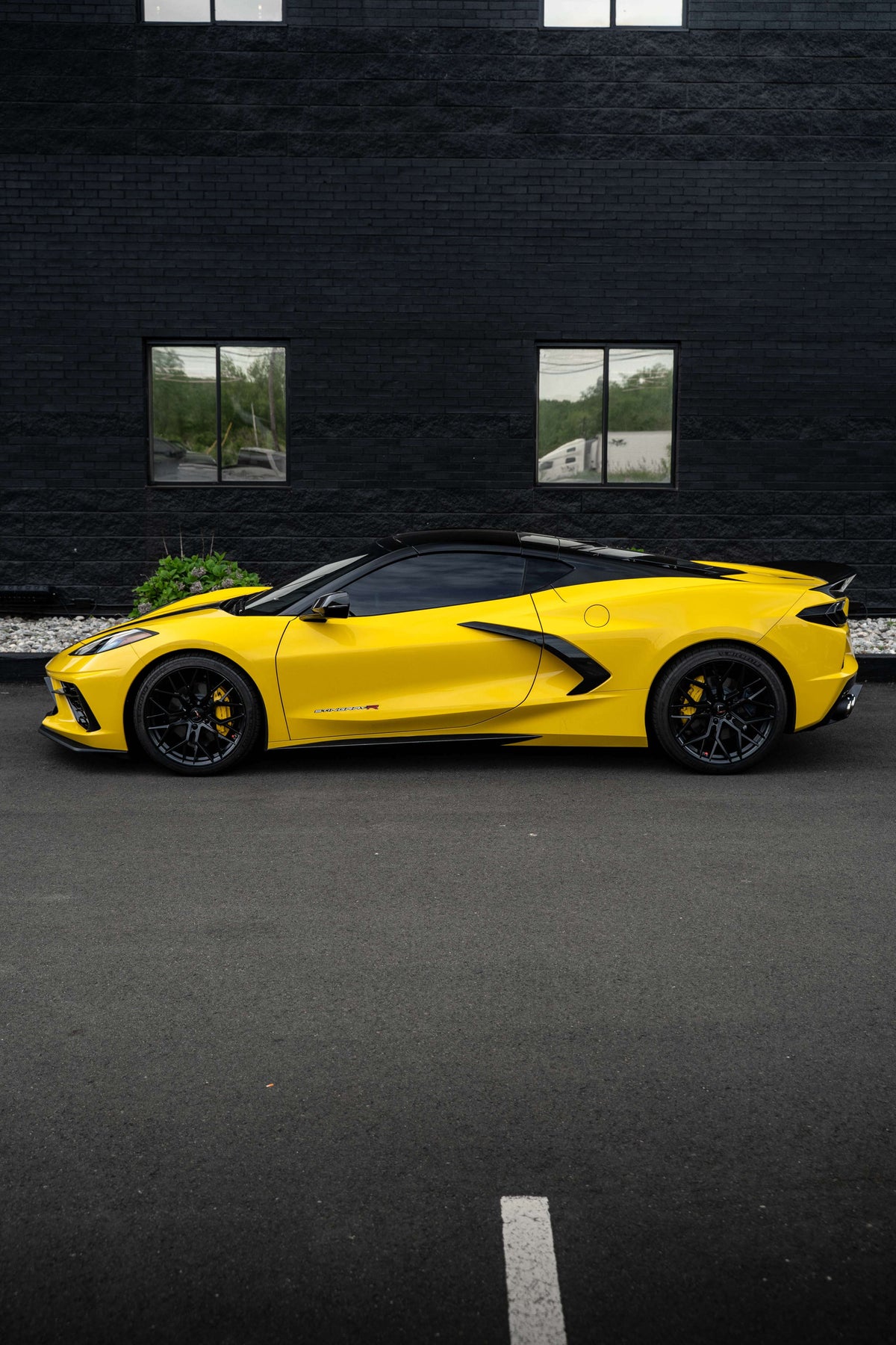 2025 C8 CORVETTE STINGRAY R