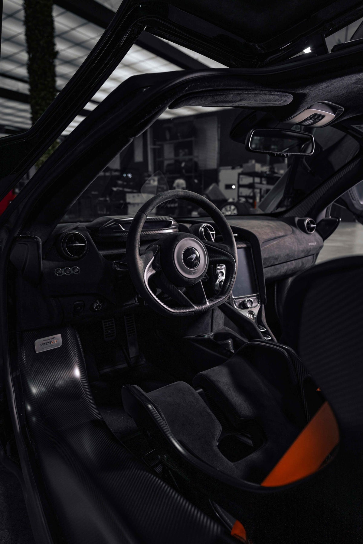 McLaren 765 LT